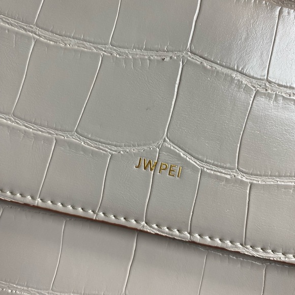 JW PEI The Fae Acrylic Chain Top Handle Bag - Beige & Brown Croc × 1 - Picture 2 of 10